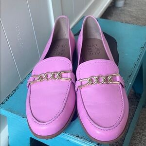 A New Day Women's Vibrant Pink Loafers with Gold Chain